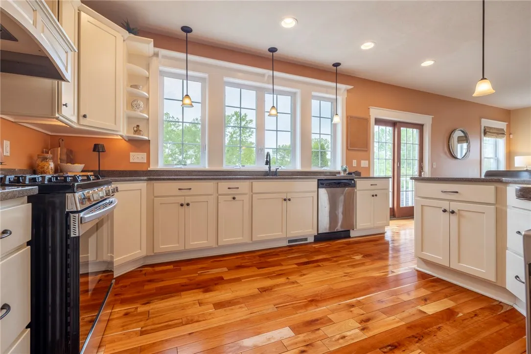 506 Chestnut Ridge Road, Chili, New York 14626, Chili, New York 14626, 4 Bedrooms Bedrooms, 9 Rooms Rooms,3 BathroomsBathrooms,Residential,For Sale,506 Chestnut Ridge Road, Chili, New York 14626,R1619125