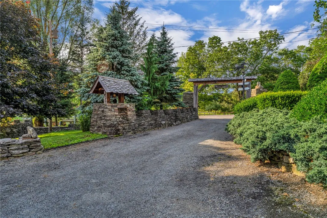 driveway with bluestone walls