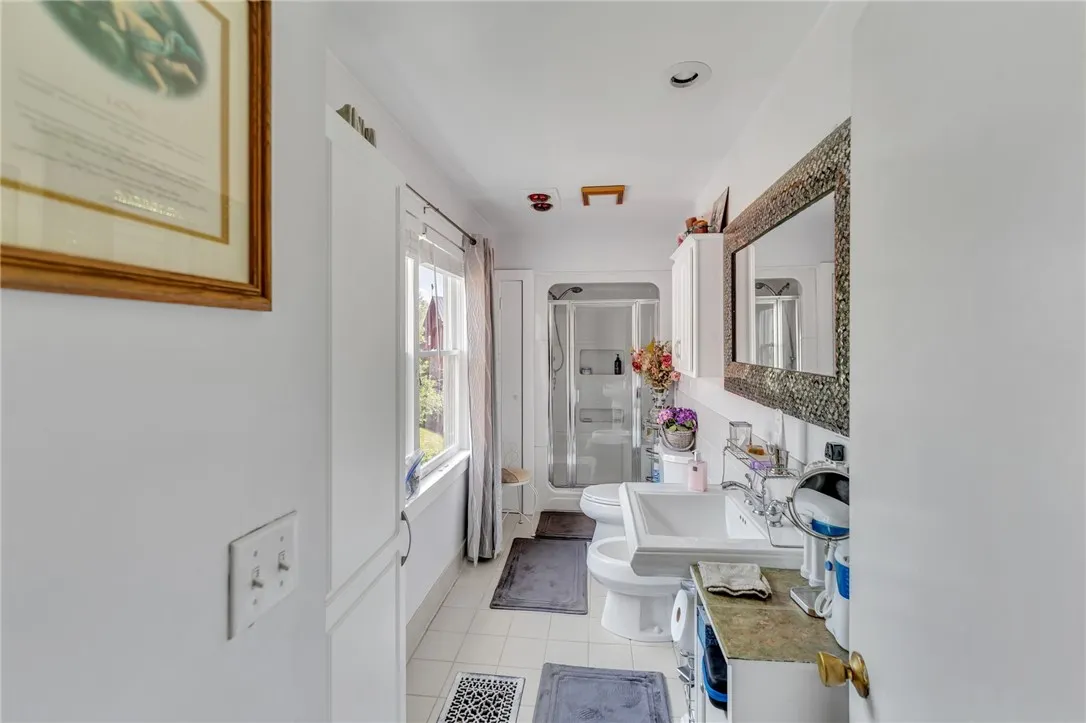 main house bathroom