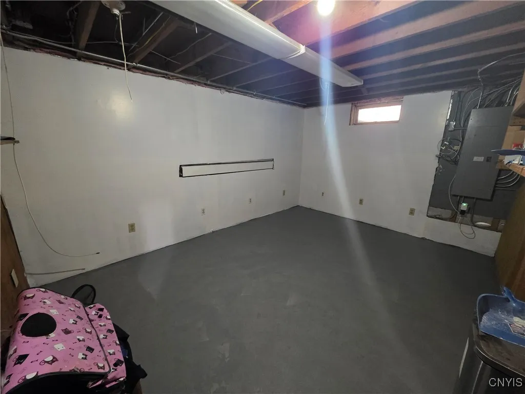 4945 Glen Robin Drive, Onondaga, New York 13215, Onondaga, New York 13215, 3 Bedrooms Bedrooms, 8 Rooms Rooms,1 BathroomBathrooms,Residential,For Sale,4945 Glen Robin Drive, Onondaga, New York 13215,S1619784