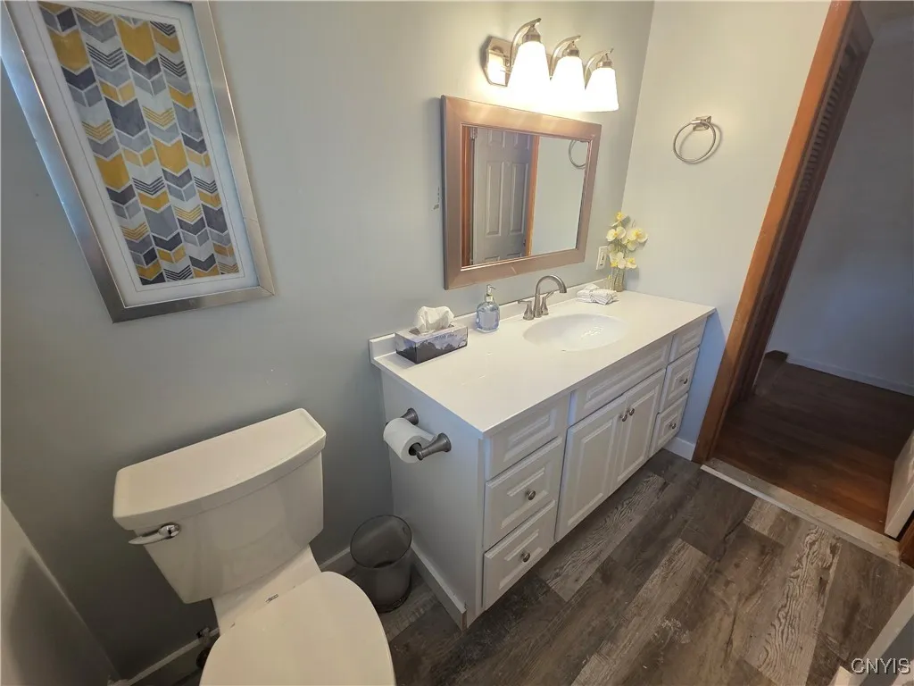 4945 Glen Robin Drive, Onondaga, New York 13215, Onondaga, New York 13215, 3 Bedrooms Bedrooms, 8 Rooms Rooms,1 BathroomBathrooms,Residential,For Sale,4945 Glen Robin Drive, Onondaga, New York 13215,S1619784