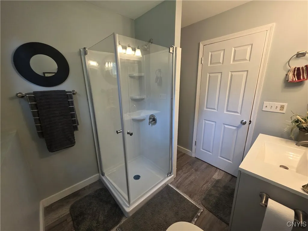4945 Glen Robin Drive, Onondaga, New York 13215, Onondaga, New York 13215, 3 Bedrooms Bedrooms, 8 Rooms Rooms,1 BathroomBathrooms,Residential,For Sale,4945 Glen Robin Drive, Onondaga, New York 13215,S1619784