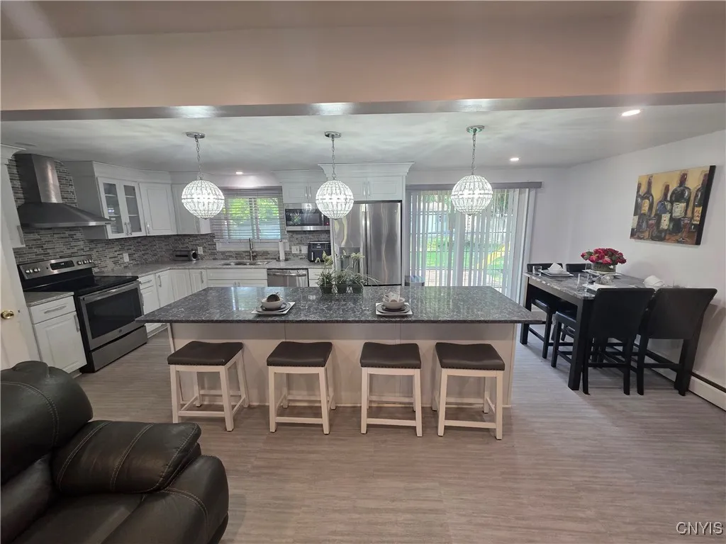 4945 Glen Robin Drive, Onondaga, New York 13215, Onondaga, New York 13215, 3 Bedrooms Bedrooms, 8 Rooms Rooms,1 BathroomBathrooms,Residential,For Sale,4945 Glen Robin Drive, Onondaga, New York 13215,S1619784