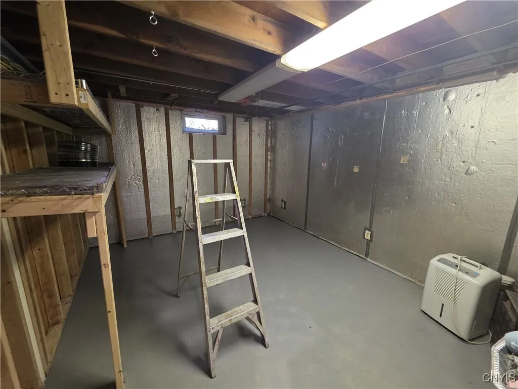 4945 Glen Robin Drive, Onondaga, New York 13215, Onondaga, New York 13215, 3 Bedrooms Bedrooms, 8 Rooms Rooms,1 BathroomBathrooms,Residential,For Sale,4945 Glen Robin Drive, Onondaga, New York 13215,S1619784