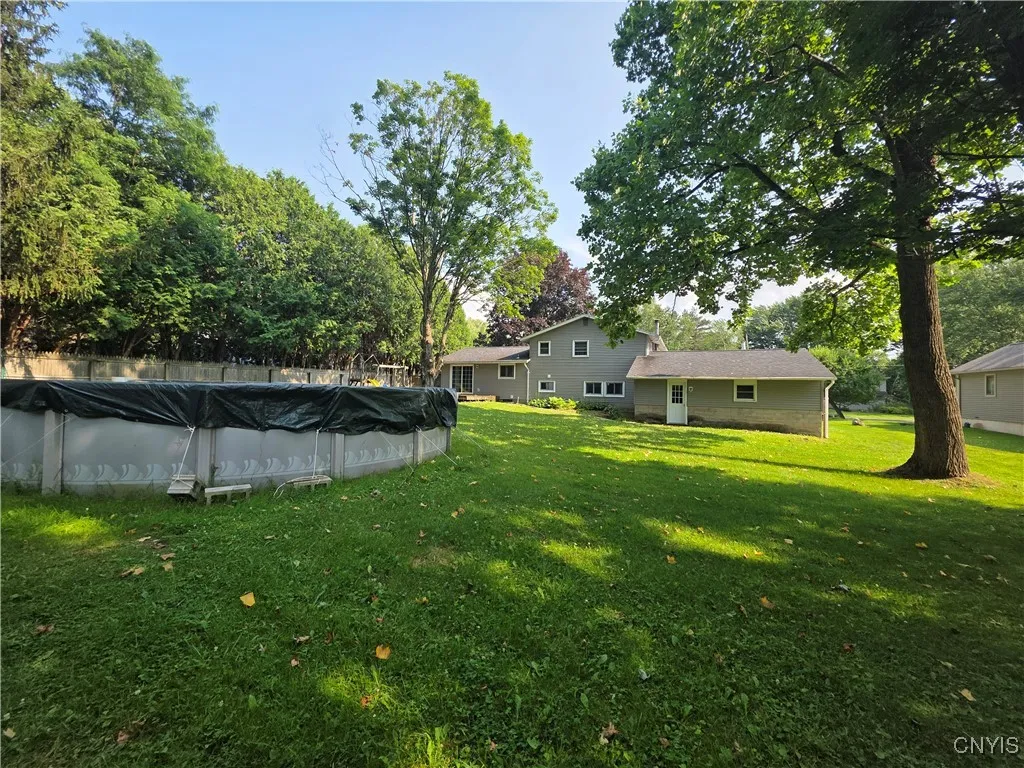 4945 Glen Robin Drive, Onondaga, New York 13215, Onondaga, New York 13215, 3 Bedrooms Bedrooms, 8 Rooms Rooms,1 BathroomBathrooms,Residential,For Sale,4945 Glen Robin Drive, Onondaga, New York 13215,S1619784