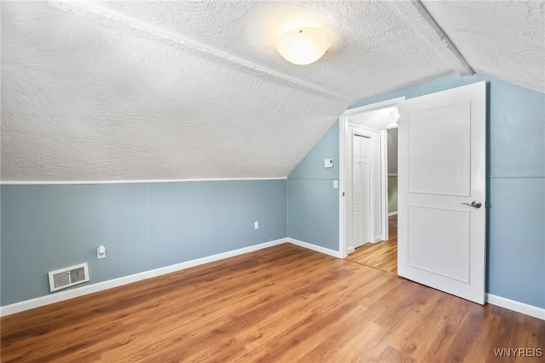 415 Linwood Avenue, North Tonawanda, New York 1412, North Tonawanda, New York 14120, 4 Bedrooms Bedrooms, 9 Rooms Rooms,1 BathroomBathrooms,Residential,For Sale,415 Linwood Avenue, North Tonawanda, New York 1412,B1622714