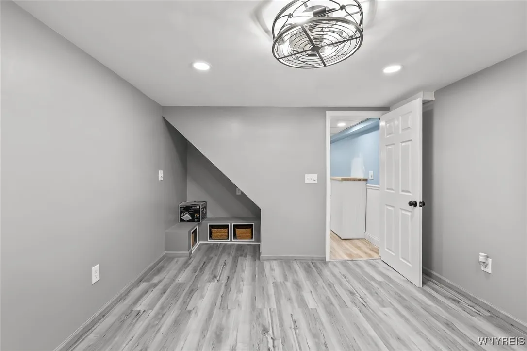 415 Linwood Avenue, North Tonawanda, New York 1412, North Tonawanda, New York 14120, 4 Bedrooms Bedrooms, 9 Rooms Rooms,1 BathroomBathrooms,Residential,For Sale,415 Linwood Avenue, North Tonawanda, New York 1412,B1622714