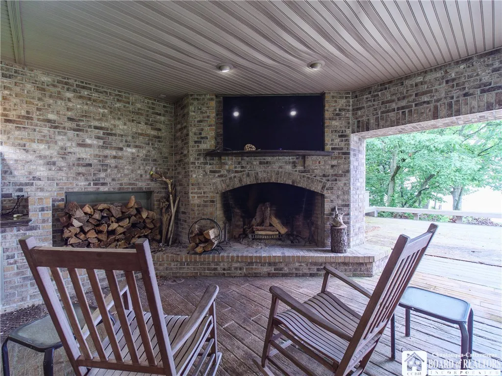 5630 West Lake Road, Portland, New York 14063, Portland, New York 14063, 5 Bedrooms Bedrooms, 16 Rooms Rooms,3 BathroomsBathrooms,Residential,For Sale,5630 West Lake Road, Portland, New York 14063,0,R1623264