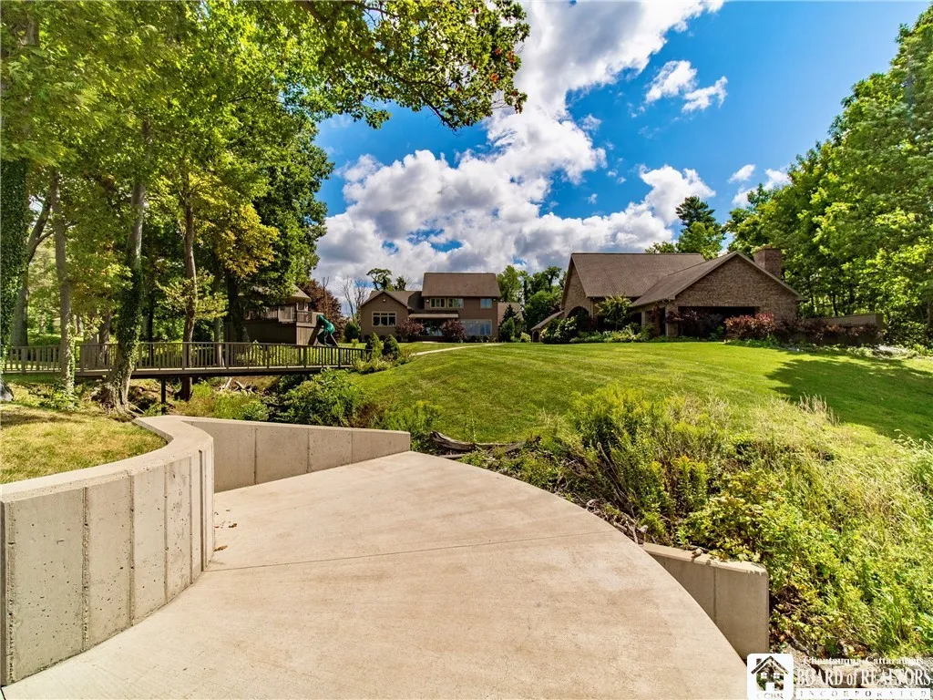 5630 West Lake Road, Portland, New York 14063, Portland, New York 14063, 5 Bedrooms Bedrooms, 16 Rooms Rooms,3 BathroomsBathrooms,Residential,For Sale,5630 West Lake Road, Portland, New York 14063,0,R1623264