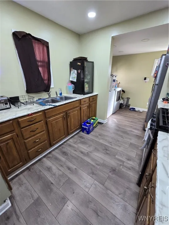 108 Argus Street, Buffalo, New York 14207, Buffalo, New York 14207, 3 Bedrooms Bedrooms, 9 Rooms Rooms,1 BathroomBathrooms,Residential,For Sale,108 Argus Street, Buffalo, New York 14207,B1623328