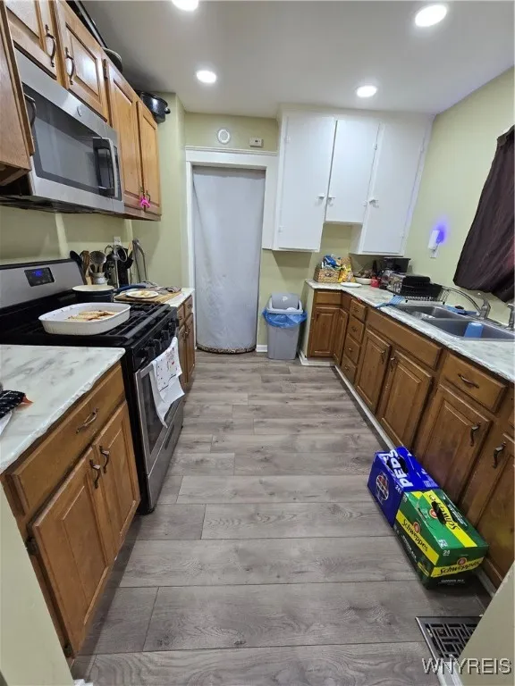 108 Argus Street, Buffalo, New York 14207, Buffalo, New York 14207, 3 Bedrooms Bedrooms, 9 Rooms Rooms,1 BathroomBathrooms,Residential,For Sale,108 Argus Street, Buffalo, New York 14207,B1623328