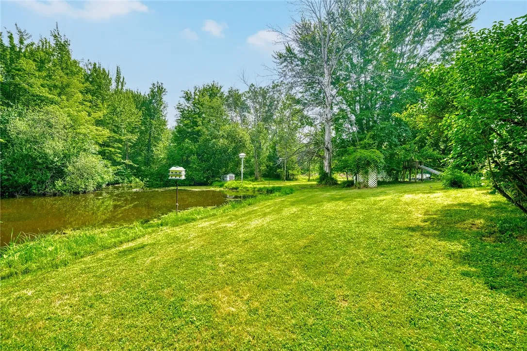 160 Berg Road, Ontario, New York 14519, Ontario, New York 14519, 5 Bedrooms Bedrooms, 13 Rooms Rooms,3 BathroomsBathrooms,Residential,For Sale,160 Berg Road, Ontario, New York 14519,R1623266
