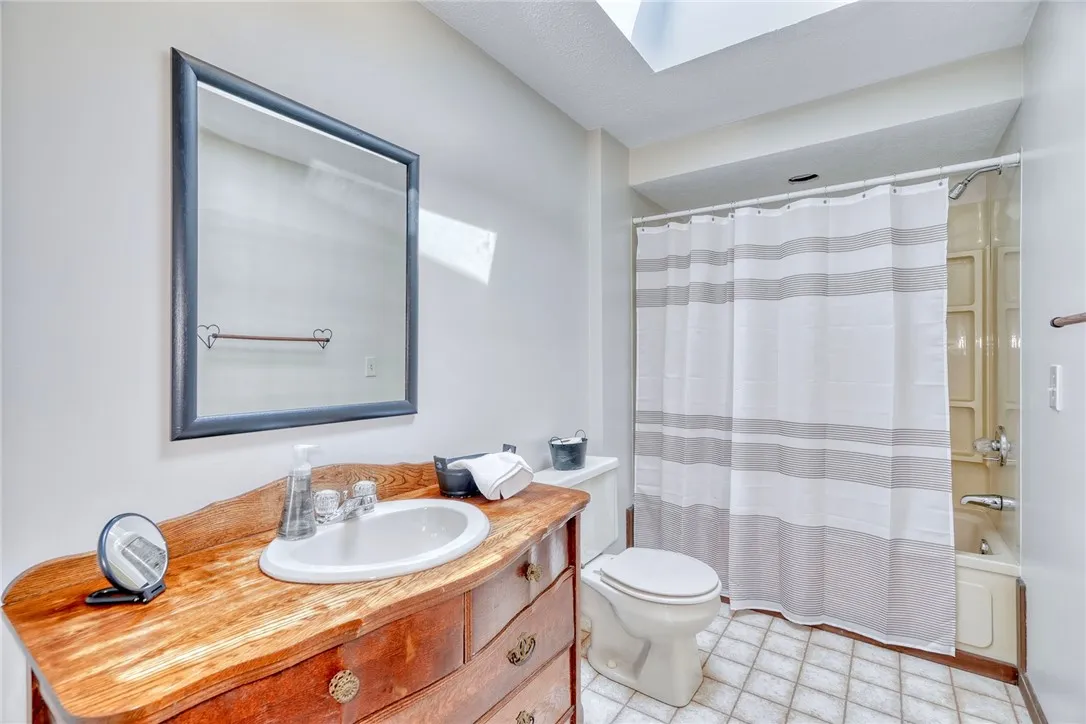 Bathroom 3