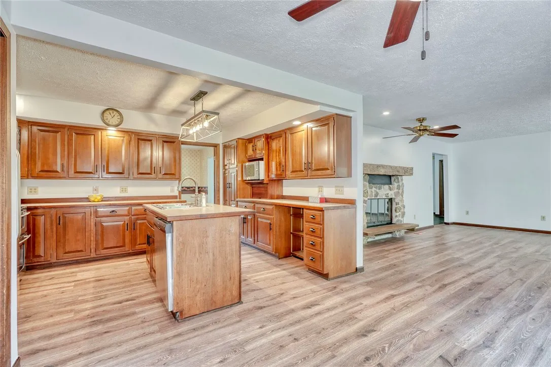 Eat in Kitchen