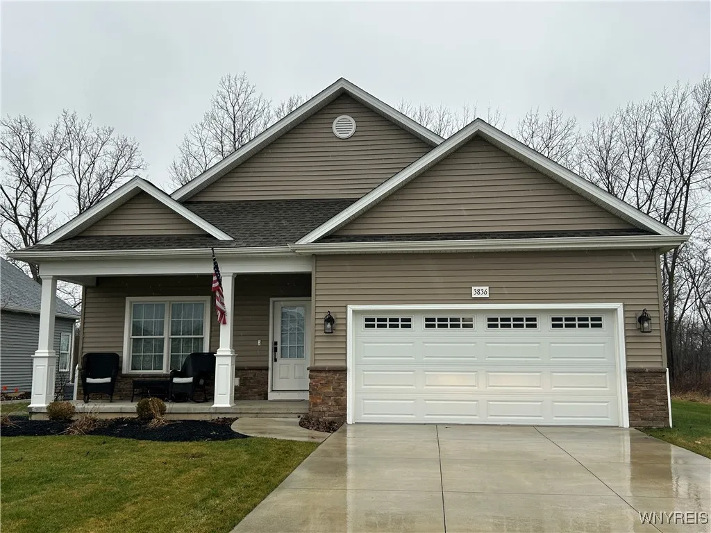 3836 Forest Park Way, Wheatfield, New York 14120, Wheatfield, New York 14120, 2 Bedrooms Bedrooms, 5 Rooms Rooms,2 BathroomsBathrooms,Residential,For Sale,3836 Forest Park Way, Wheatfield, New York 14120,B1623343