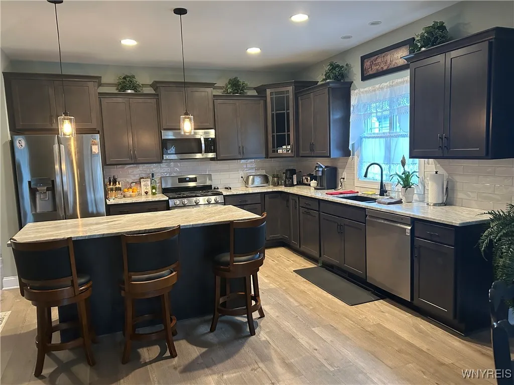 3836 Forest Park Way, Wheatfield, New York 14120, Wheatfield, New York 14120, 2 Bedrooms Bedrooms, 5 Rooms Rooms,2 BathroomsBathrooms,Residential,For Sale,3836 Forest Park Way, Wheatfield, New York 14120,B1623343