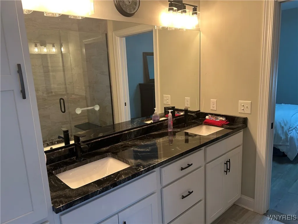 3836 Forest Park Way, Wheatfield, New York 14120, Wheatfield, New York 14120, 2 Bedrooms Bedrooms, 5 Rooms Rooms,2 BathroomsBathrooms,Residential,For Sale,3836 Forest Park Way, Wheatfield, New York 14120,B1623343