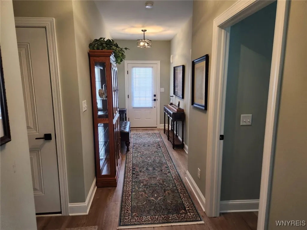 3836 Forest Park Way, Wheatfield, New York 14120, Wheatfield, New York 14120, 2 Bedrooms Bedrooms, 5 Rooms Rooms,2 BathroomsBathrooms,Residential,For Sale,3836 Forest Park Way, Wheatfield, New York 14120,B1623343