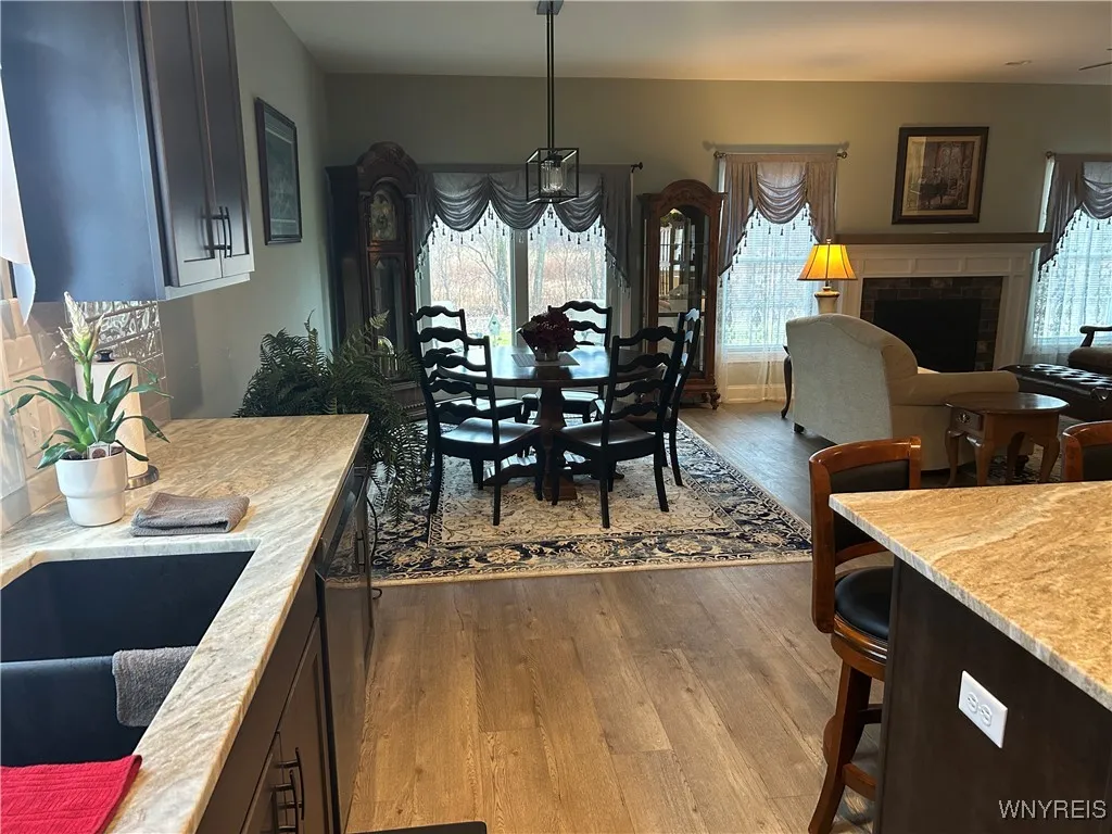 3836 Forest Park Way, Wheatfield, New York 14120, Wheatfield, New York 14120, 2 Bedrooms Bedrooms, 5 Rooms Rooms,2 BathroomsBathrooms,Residential,For Sale,3836 Forest Park Way, Wheatfield, New York 14120,B1623343