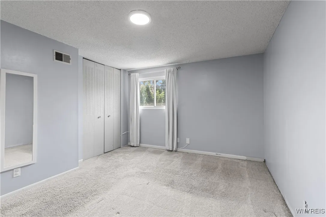 309 North Street 34, Buffalo, New York 14201, Buffalo, New York 14201, 2 Bedrooms Bedrooms, 4 Rooms Rooms,1 BathroomBathrooms,Residential,For Sale,309 North Street 34, Buffalo, New York 14201,B1622757