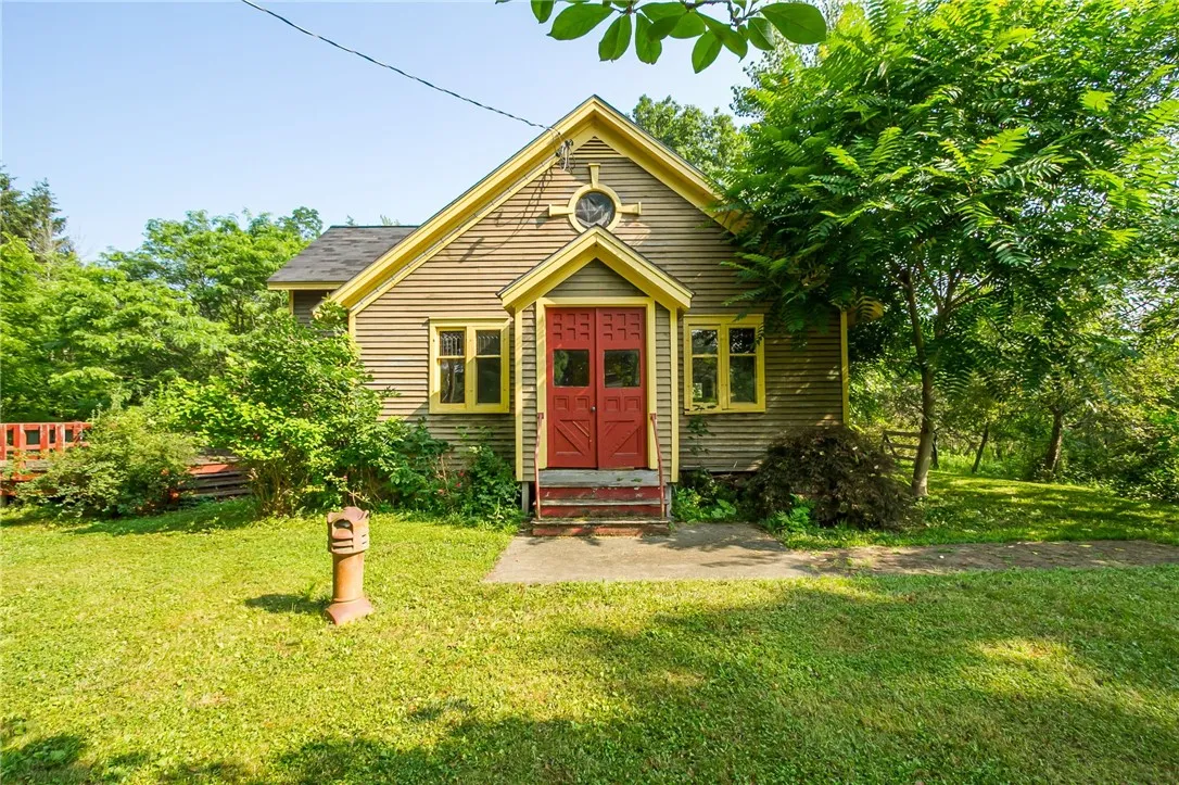 6689 Miller Road, Arcadia, New York 14513, Arcadia, New York 14513, 3 Bedrooms Bedrooms, 5 Rooms Rooms,1 BathroomBathrooms,Residential,For Sale,6689 Miller Road, Arcadia, New York 14513,R1618649