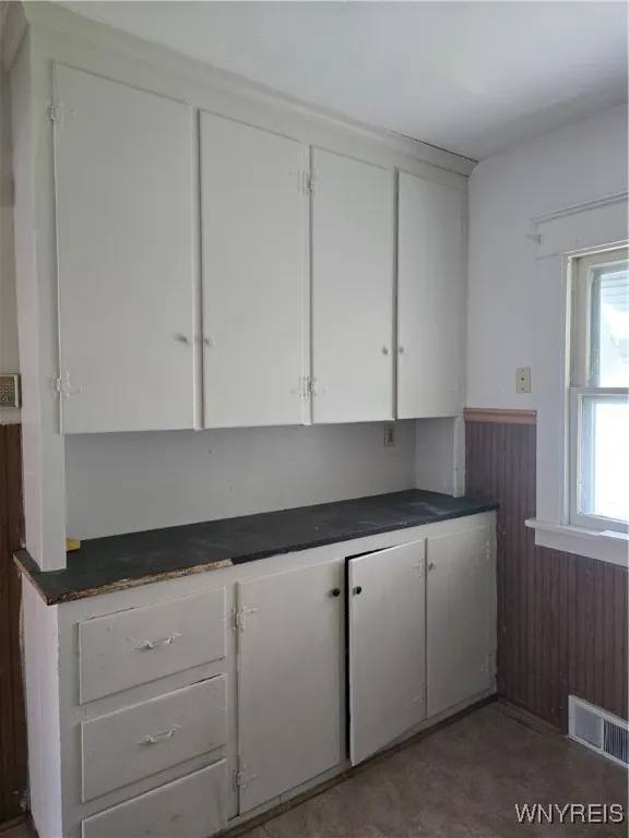 563 Lasalle Avenue, Buffalo, New York 14215, Buffalo, New York 14215, 6 Bedrooms Bedrooms, ,3 BathroomsBathrooms,Residential,Closed,563 Lasalle Avenue, Buffalo, New York 14215,0,B1622473