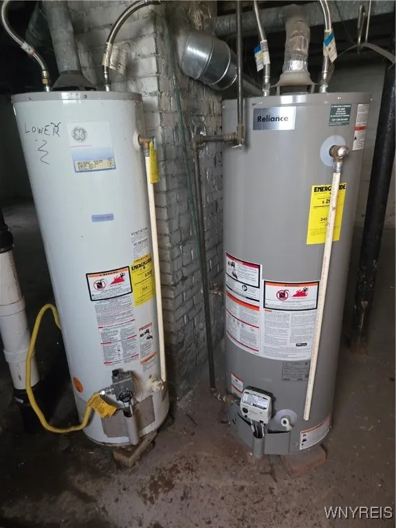 563 Lasalle Avenue, Buffalo, New York 14215, Buffalo, New York 14215, 6 Bedrooms Bedrooms, ,3 BathroomsBathrooms,Residential,Closed,563 Lasalle Avenue, Buffalo, New York 14215,0,B1622473