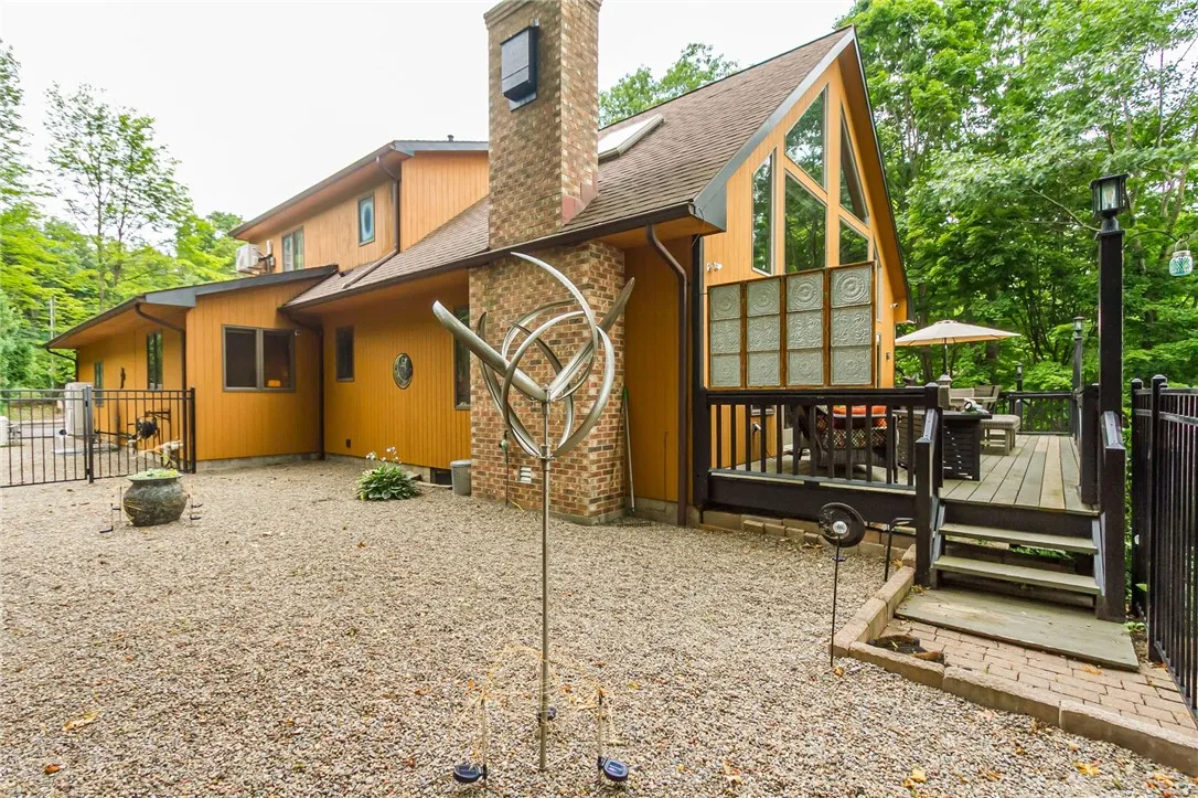 1965 Perry Point Road, Torrey, New York 14527, Torrey, New York 14527, 4 Bedrooms Bedrooms, 9 Rooms Rooms,3 BathroomsBathrooms,Residential,For Sale,1965 Perry Point Road, Torrey, New York 14527,R1622711