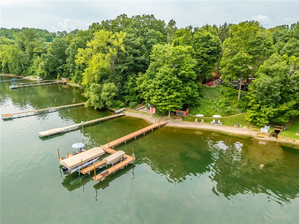 1965 Perry Point Road, Torrey, New York 14527, Torrey, New York 14527, 4 Bedrooms Bedrooms, 9 Rooms Rooms,3 BathroomsBathrooms,Residential,For Sale,1965 Perry Point Road, Torrey, New York 14527,R1622711