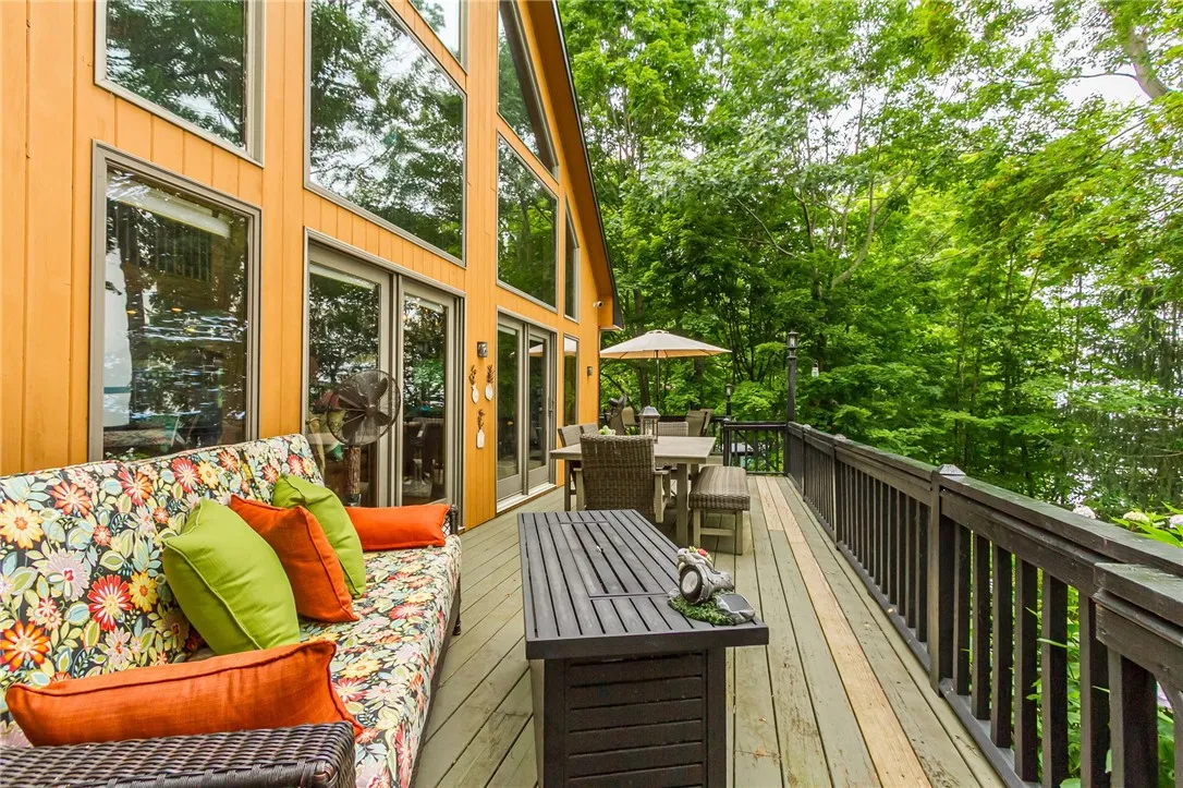 1965 Perry Point Road, Torrey, New York 14527, Torrey, New York 14527, 4 Bedrooms Bedrooms, 9 Rooms Rooms,3 BathroomsBathrooms,Residential,For Sale,1965 Perry Point Road, Torrey, New York 14527,R1622711