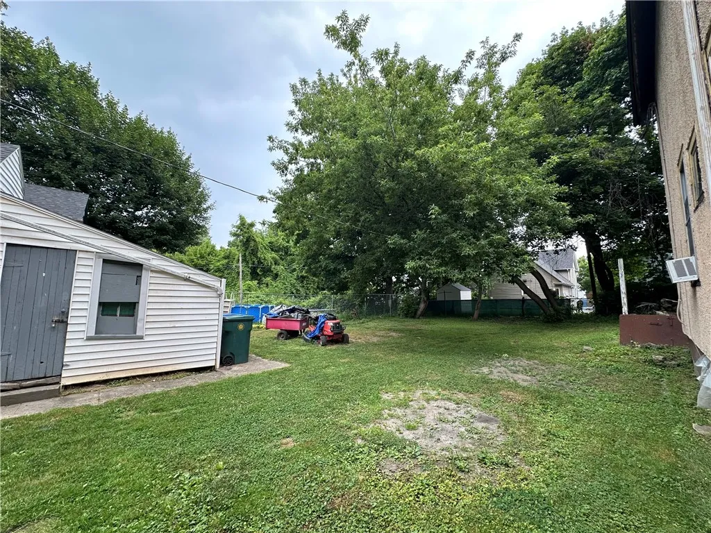 68 Evergreen Street, Rochester, New York 14605, Rochester, New York 14605, 3 Bedrooms Bedrooms, 6 Rooms Rooms,1 BathroomBathrooms,Residential,For Sale,68 Evergreen Street, Rochester, New York 14605,R1623258