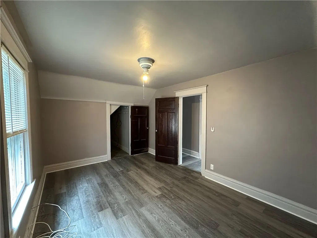 68 Evergreen Street, Rochester, New York 14605, Rochester, New York 14605, 3 Bedrooms Bedrooms, 6 Rooms Rooms,1 BathroomBathrooms,Residential,For Sale,68 Evergreen Street, Rochester, New York 14605,R1623258