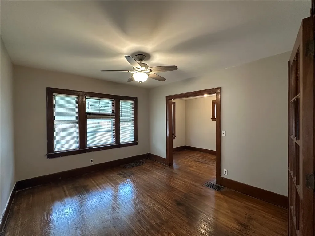 68 Evergreen Street, Rochester, New York 14605, Rochester, New York 14605, 3 Bedrooms Bedrooms, 6 Rooms Rooms,1 BathroomBathrooms,Residential,For Sale,68 Evergreen Street, Rochester, New York 14605,R1623258