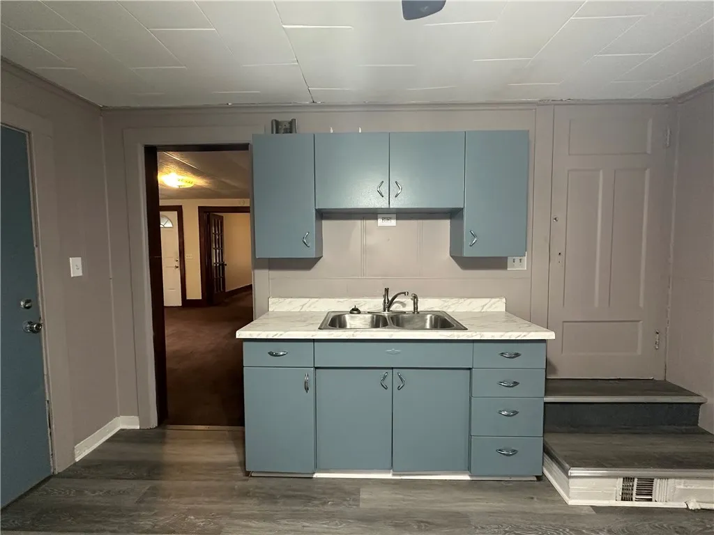 68 Evergreen Street, Rochester, New York 14605, Rochester, New York 14605, 3 Bedrooms Bedrooms, 6 Rooms Rooms,1 BathroomBathrooms,Residential,For Sale,68 Evergreen Street, Rochester, New York 14605,R1623258