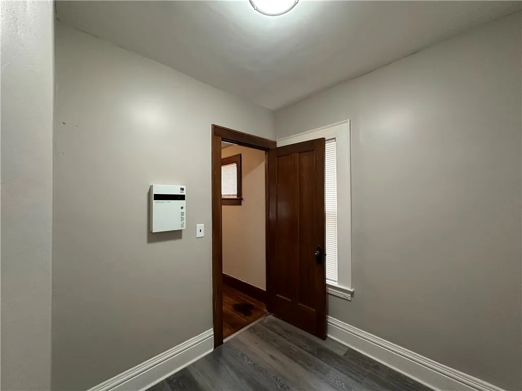 68 Evergreen Street, Rochester, New York 14605, Rochester, New York 14605, 3 Bedrooms Bedrooms, 6 Rooms Rooms,1 BathroomBathrooms,Residential,For Sale,68 Evergreen Street, Rochester, New York 14605,R1623258