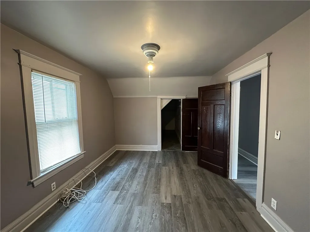 68 Evergreen Street, Rochester, New York 14605, Rochester, New York 14605, 3 Bedrooms Bedrooms, 6 Rooms Rooms,1 BathroomBathrooms,Residential,For Sale,68 Evergreen Street, Rochester, New York 14605,R1623258