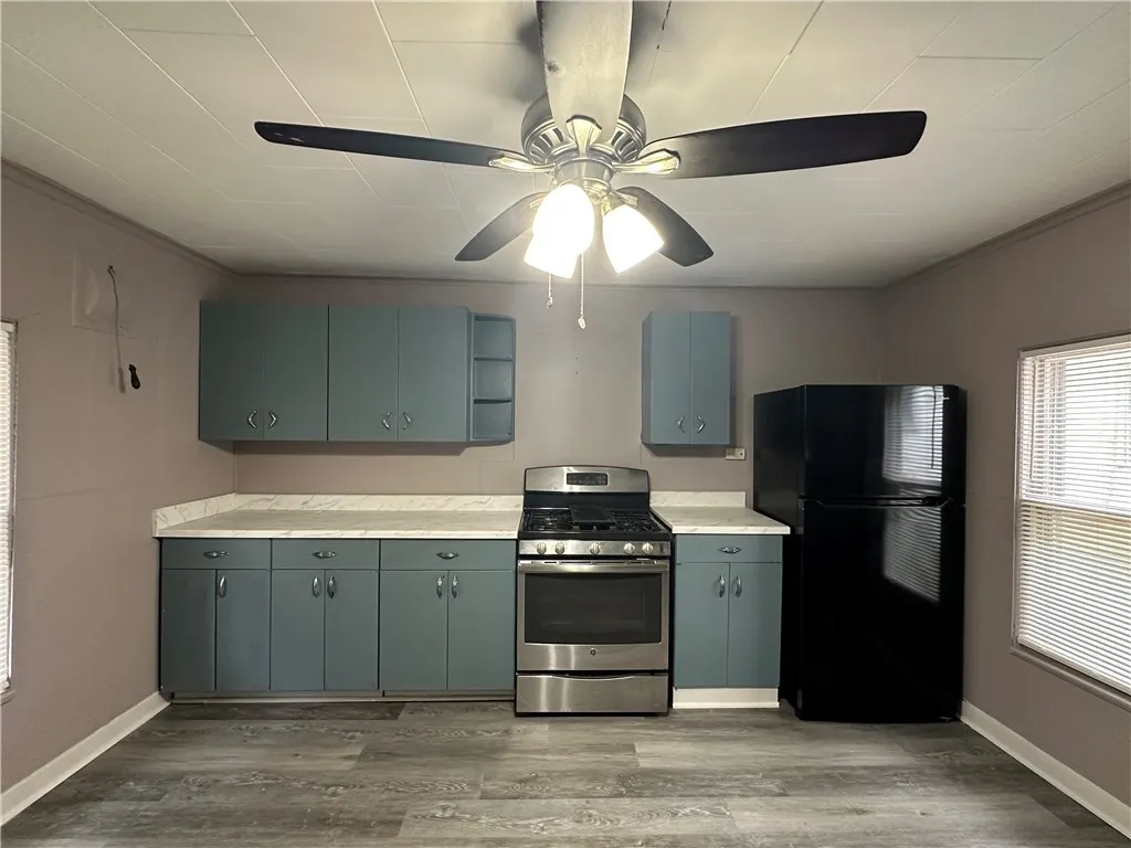 68 Evergreen Street, Rochester, New York 14605, Rochester, New York 14605, 3 Bedrooms Bedrooms, 6 Rooms Rooms,1 BathroomBathrooms,Residential,For Sale,68 Evergreen Street, Rochester, New York 14605,R1623258
