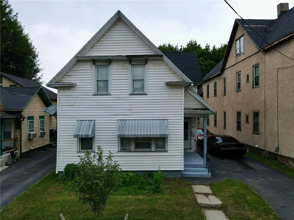 68 Evergreen Street, Rochester, New York 14605, Rochester, New York 14605, 3 Bedrooms Bedrooms, 6 Rooms Rooms,1 BathroomBathrooms,Residential,For Sale,68 Evergreen Street, Rochester, New York 14605,R1623258