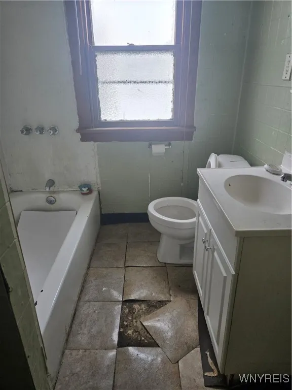594 Lasalle Avenue, Buffalo, New York 14215, Buffalo, New York 14215, 3 Bedrooms Bedrooms, 6 Rooms Rooms,1 BathroomBathrooms,Residential,For Sale,594 Lasalle Avenue, Buffalo, New York 14215,B1622845