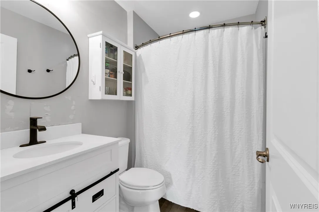 84 John Alex Drive, West Seneca, New York 14224, West Seneca, New York 14224, 4 Bedrooms Bedrooms, 8 Rooms Rooms,2 BathroomsBathrooms,Residential,Closed,84 John Alex Drive, West Seneca, New York 14224,0,B1623072
