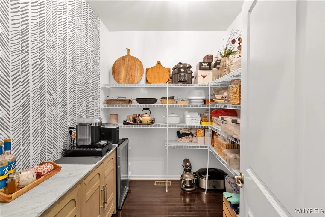 84 John Alex Drive, West Seneca, New York 14224, West Seneca, New York 14224, 4 Bedrooms Bedrooms, 8 Rooms Rooms,2 BathroomsBathrooms,Residential,Closed,84 John Alex Drive, West Seneca, New York 14224,0,B1623072