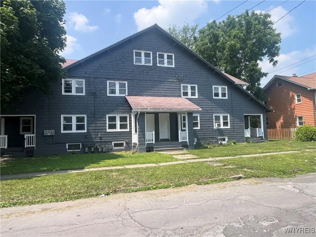 518 24th Street, Niagara Falls, New York 14301, Niagara Falls, New York 14301, 12 Bedrooms Bedrooms, ,4 BathroomsBathrooms,Residential,For Sale,518 24th Street, Niagara Falls, New York 14301,0,B1623474