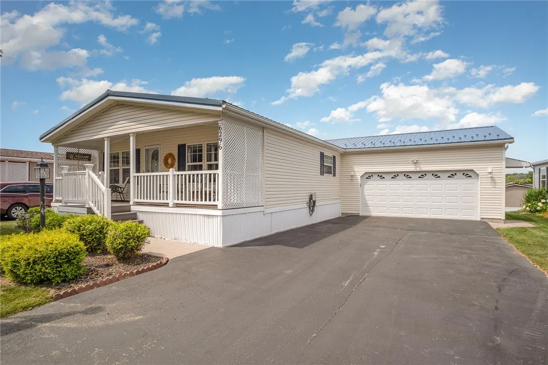 6296 Murphy Drive, Victor, New York 14564, Victor, New York 14564, 2 Bedrooms Bedrooms, 6 Rooms Rooms,2 BathroomsBathrooms,Residential,Closed,6296 Murphy Drive, Victor, New York 14564,0,R1622079