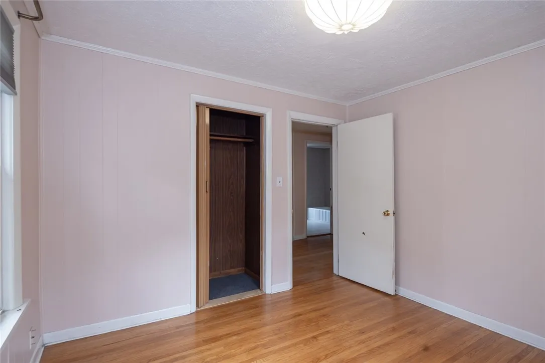 70 Brentwood Street, Rochester, New York 14610, Rochester, New York 14610, 3 Bedrooms Bedrooms, 7 Rooms Rooms,1 BathroomBathrooms,Residential Lease,Closed,70 Brentwood Street, Rochester, New York 14610,R1619837