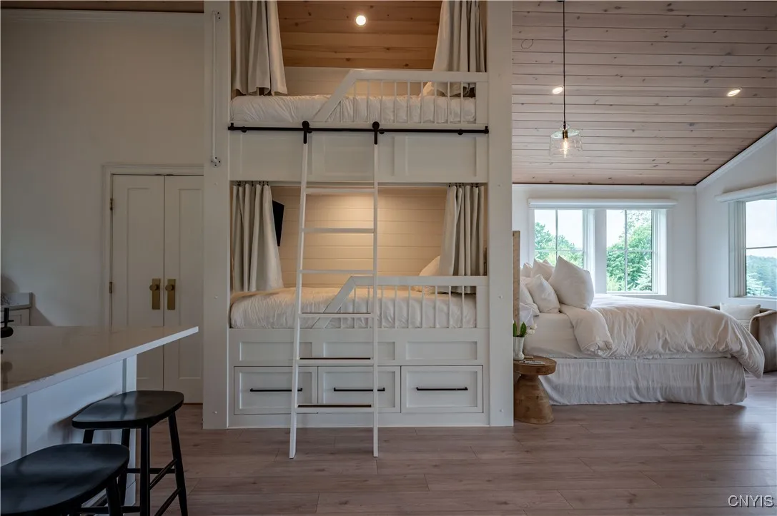 Bunk beds in the Villa