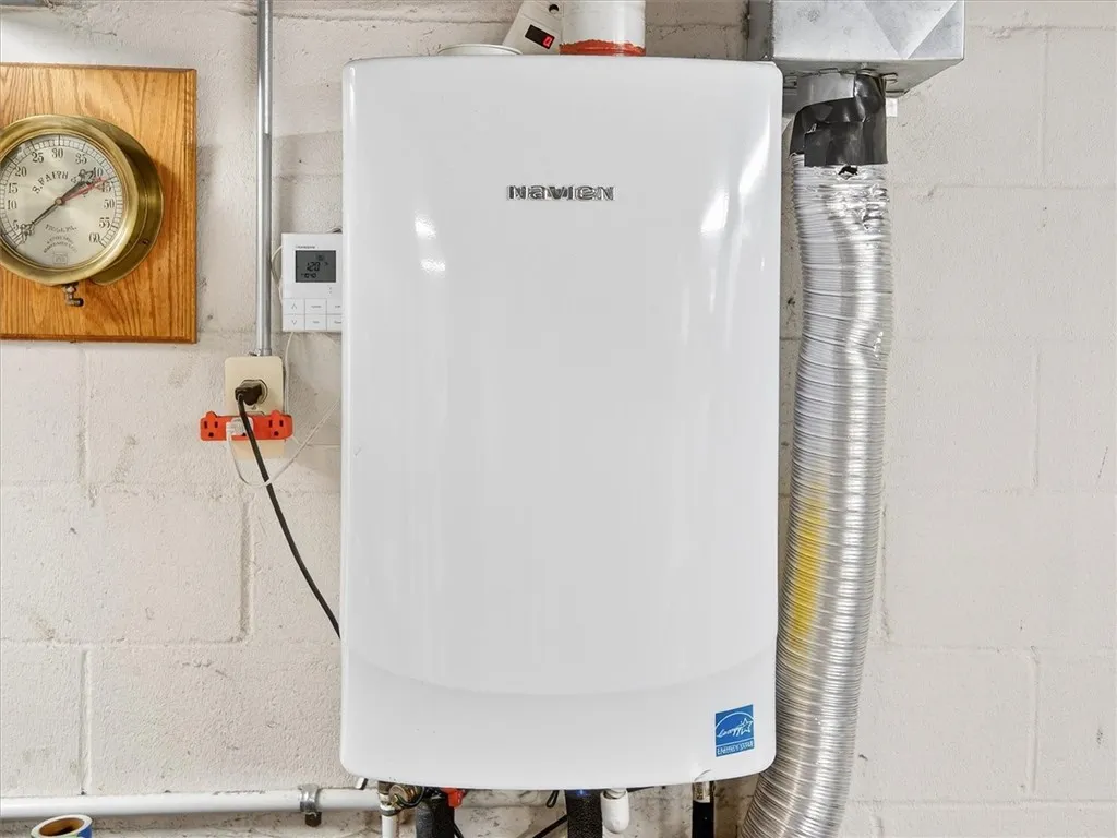 49 Hidden Valley Road, Gates, New York 14624, Gates, New York 14624, 4 Bedrooms Bedrooms, 8 Rooms Rooms,2 BathroomsBathrooms,Residential,Closed,49 Hidden Valley Road, Gates, New York 14624,0,R1619648