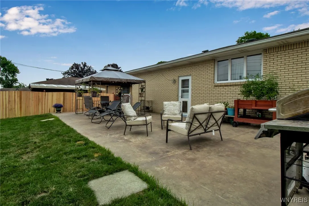 Plenty of space for entertaining