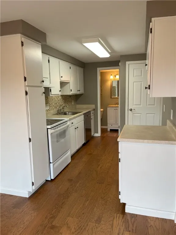 24 Springwood Drive, Webster, New York 14580, Webster, New York 14580, 2 Bedrooms Bedrooms, 6 Rooms Rooms,1 BathroomBathrooms,Residential,Closed,24 Springwood Drive, Webster, New York 14580,0,R1623239