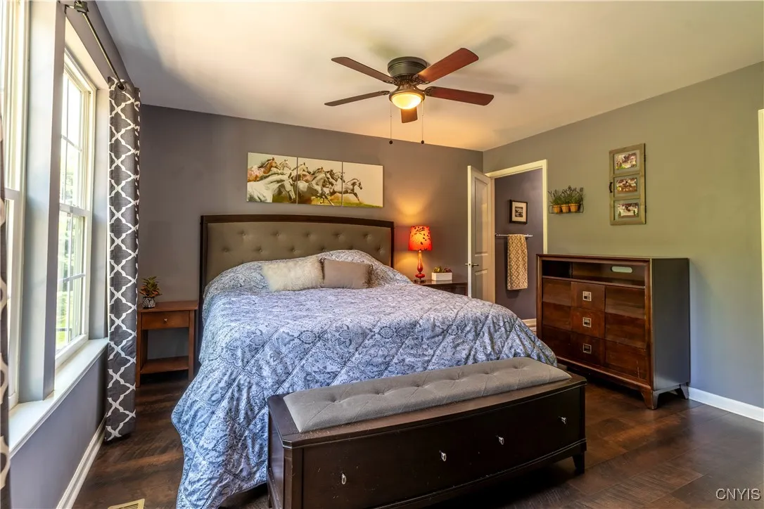 107 Shire Way, Camillus, New York 13031, Camillus, New York 13031, 3 Bedrooms Bedrooms, 8 Rooms Rooms,2 BathroomsBathrooms,Residential,For Sale,107 Shire Way, Camillus, New York 13031,S1618484