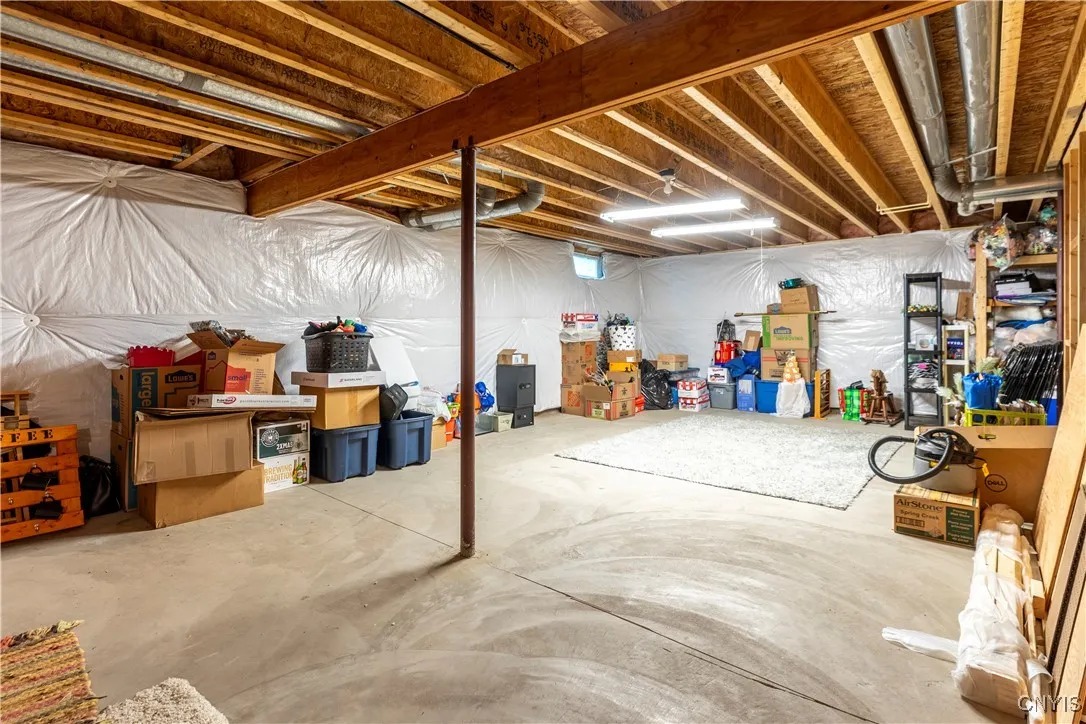 107 Shire Way, Camillus, New York 13031, Camillus, New York 13031, 3 Bedrooms Bedrooms, 8 Rooms Rooms,2 BathroomsBathrooms,Residential,For Sale,107 Shire Way, Camillus, New York 13031,S1618484